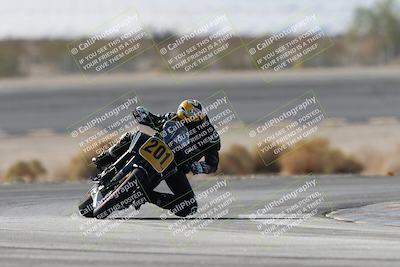 media/Nov-16-2025-Race Pace (Sun) [[8c5fa54630]]/Non Verified Riders (1st 20 Minutes)/1-Turn 14 (10am)/